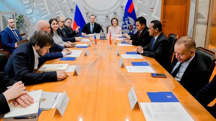 menteri-esdm-bahlil-lahadalia-bertemu-menteri-energi-rusia-sergey-tsivilev-1776165263210_169