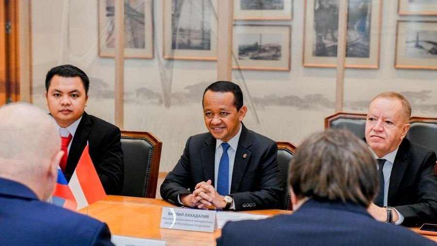 menteri-esdm-bahlil-lahadalia-mengadakan-pertemuan-bilateral-dengan-menteri-energi-rusia-di-moscow-rusia-selasa-1442026-1776164687414_169