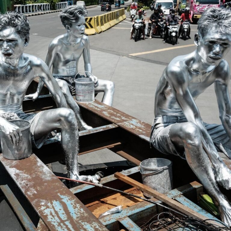 016940600_1746876805-20250510-Manusia_Silver-AFP_1