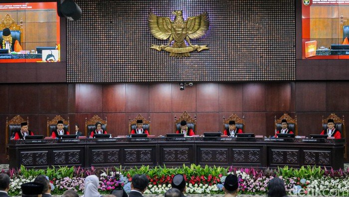 sepanjang-2025-mk-tangani-rekor-701-perkara-1767781900307