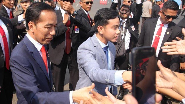 Jokowi Beberkan Riwayat Lengkap Pendidikan Gibran