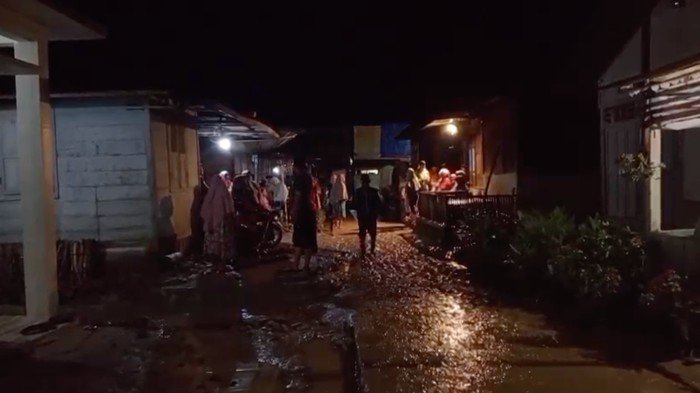 Banjir Landa Pasaman, Satu Warga Hilang