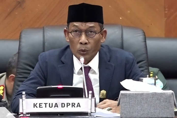 kETUA DPRA